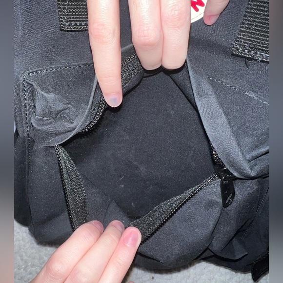 urban outfitters black kanken backpack - Picture 4 of 14